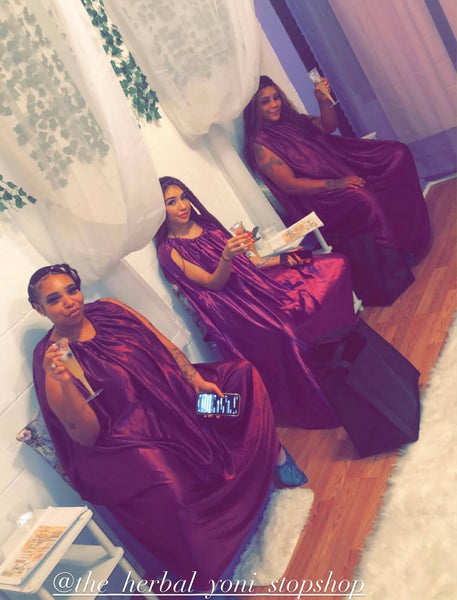 A soothing herbal blend for vaginal health, including rose petals, calendula, chamomile, raspberry leaf, mugwort and yarrow flower and herb.

Yoni Steam, also known as V-Steam or Vaginal Steaming, helps to cleanse the vagina and uterus,regulate menstruate